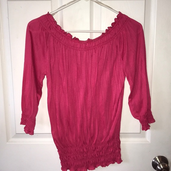 ❤️3 for $10❤️ Pink Blouse - Juniors Size Medium - Picture 2 of 4